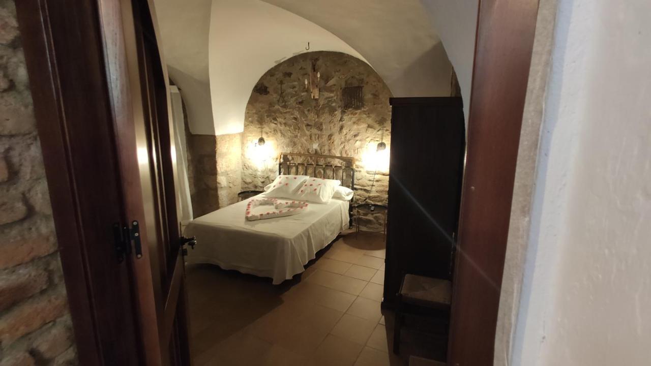 Apartamentos Rurales La Casa De Luis Santa Cruz de la Sierra エクステリア 写真