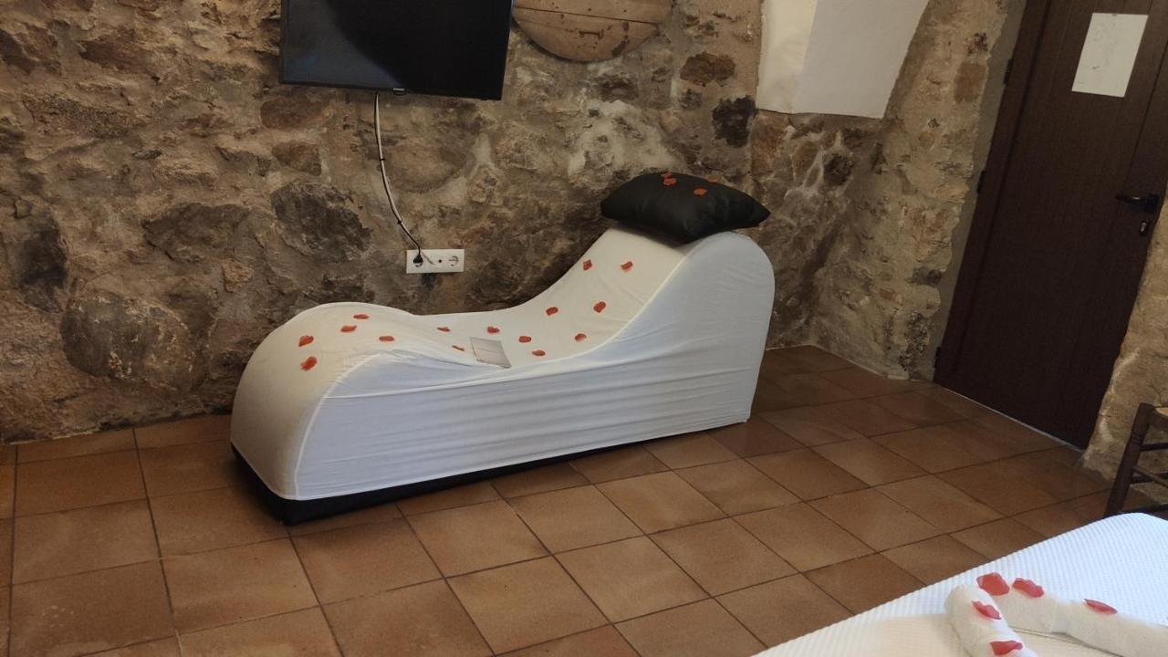 Apartamentos Rurales La Casa De Luis Santa Cruz de la Sierra エクステリア 写真