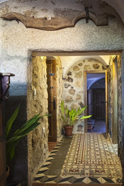Apartamentos Rurales La Casa De Luis Santa Cruz de la Sierra エクステリア 写真