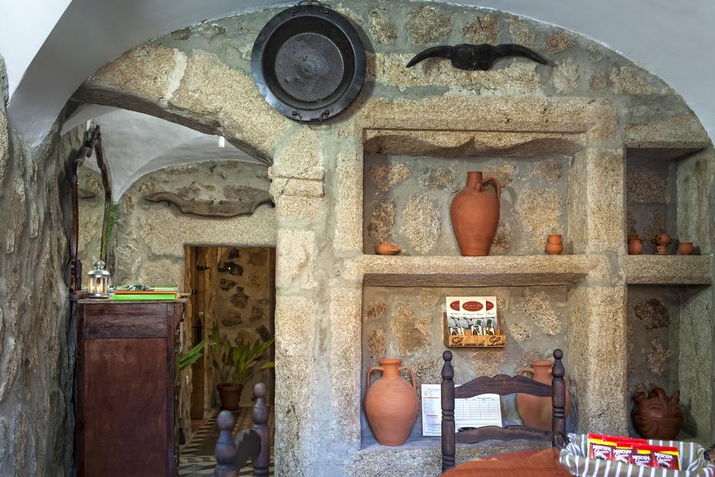 Apartamentos Rurales La Casa De Luis Santa Cruz de la Sierra エクステリア 写真