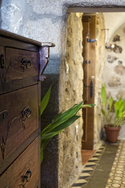 Apartamentos Rurales La Casa De Luis Santa Cruz de la Sierra エクステリア 写真